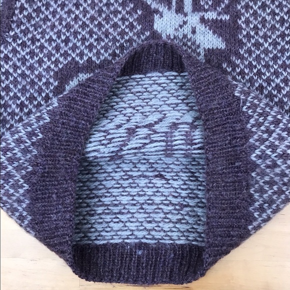 SOLD - Vtg Lillunn Hand Knit Wool Deer sweater - Norway - lavender and gray sz L - Picture 5 of 7